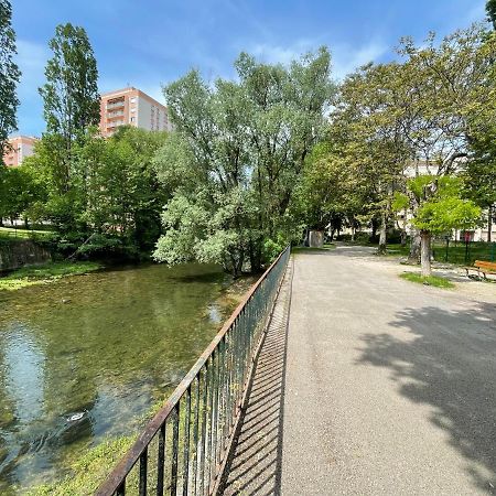 Apartamento Le Nid des Ducs - Gare et Cité gastronomique Dijon Exterior foto