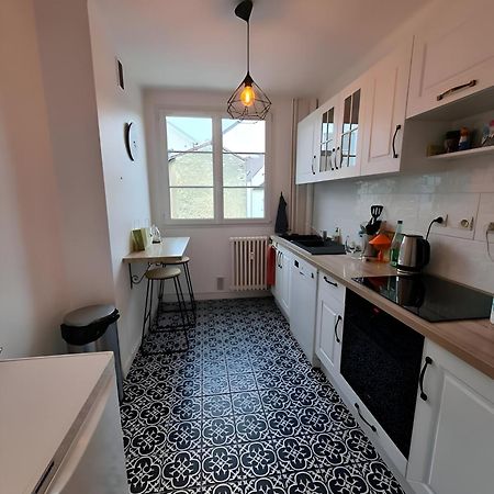 Apartamento Le Nid des Ducs - Gare et Cité gastronomique Dijon Exterior foto